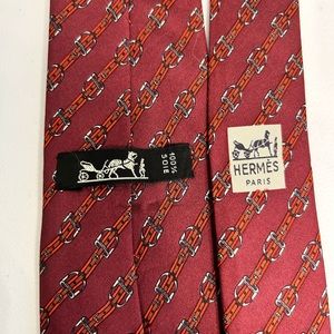 Hermes red chain tie